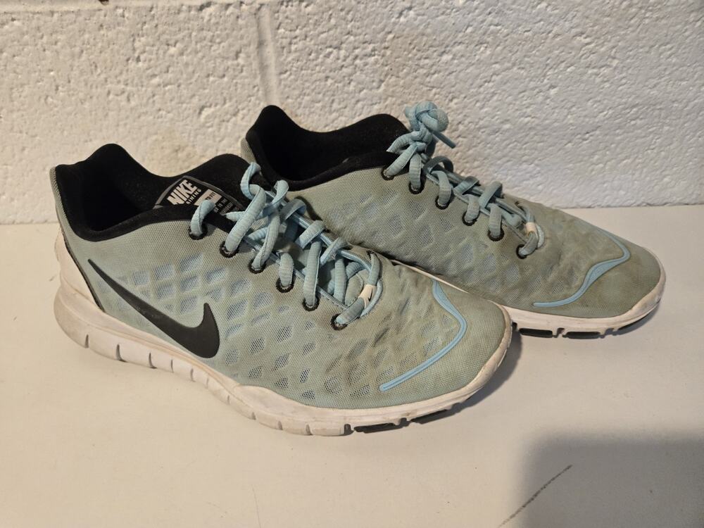 Nike Free Tri-fit Aqua Womens 8 (2010) Used Fair Condition